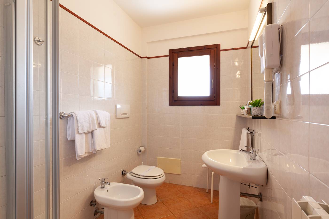 iH-Hotels-Villasimius-Le-Zagare-Resort-Room-43