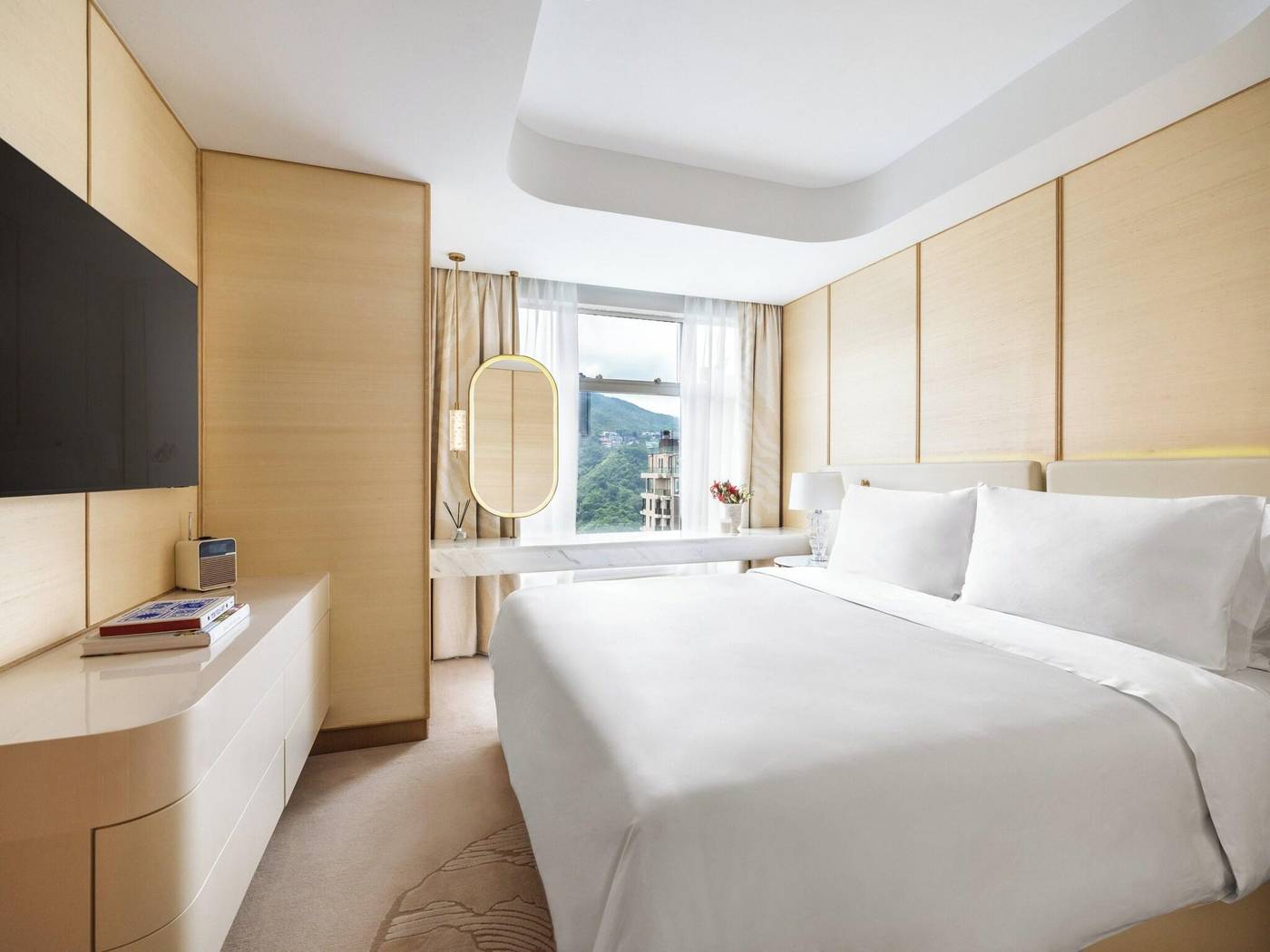 Lanson-Place-Causeway-Bay--Hong-Kong-Room-22