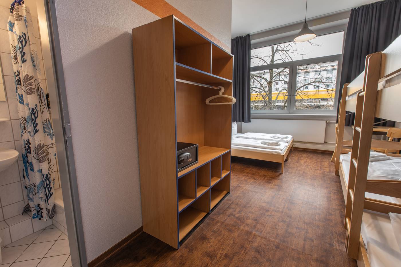 Acama-Kreuzberg-Hotel-Hostel-Room-7