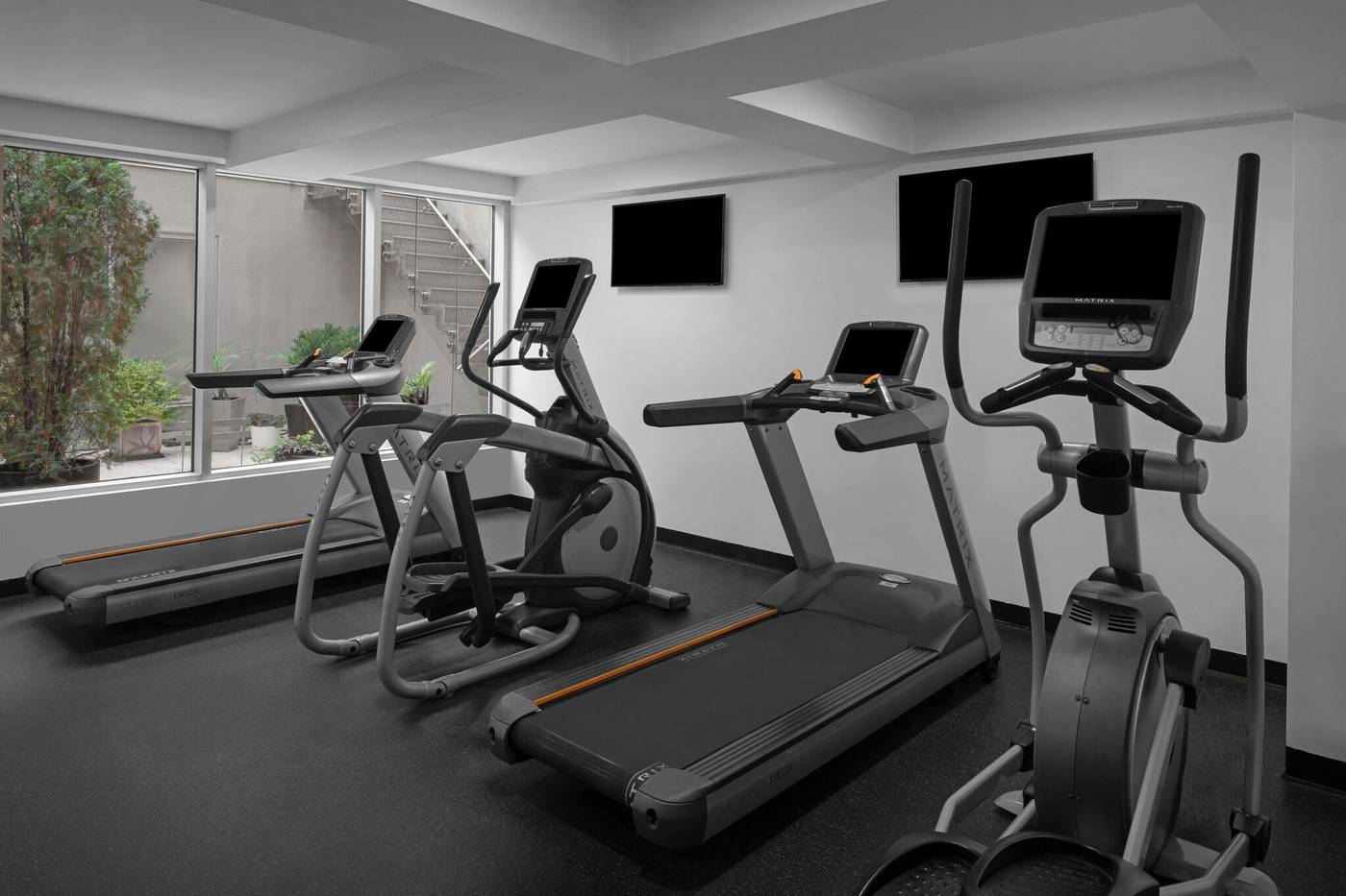 CODA-Williamsburg-Sports-and-Entertainment-40