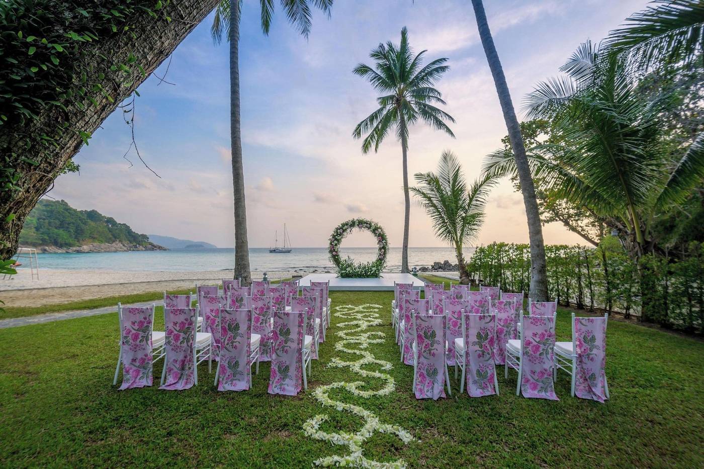 Le-Meridien-Phuket-Beach-Resort-Conferences-19