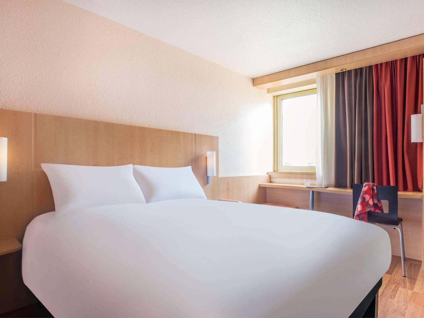 ibis Nantes Centre Gare Sud-France-Nantes-Room-8