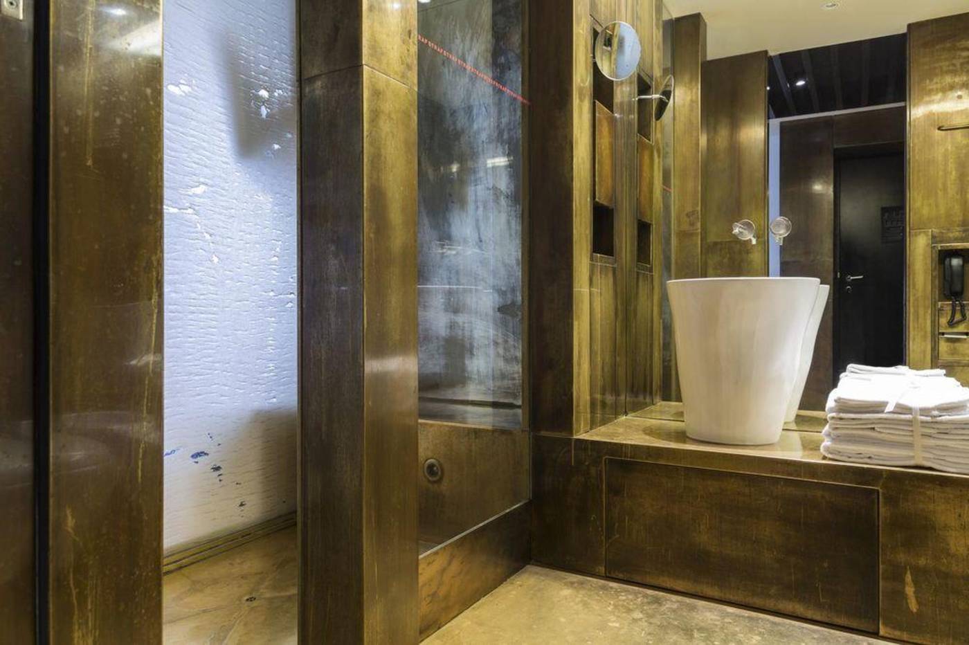 Grand-Hotel-et-de-Milan---The-Leading-Hotels-Room-50