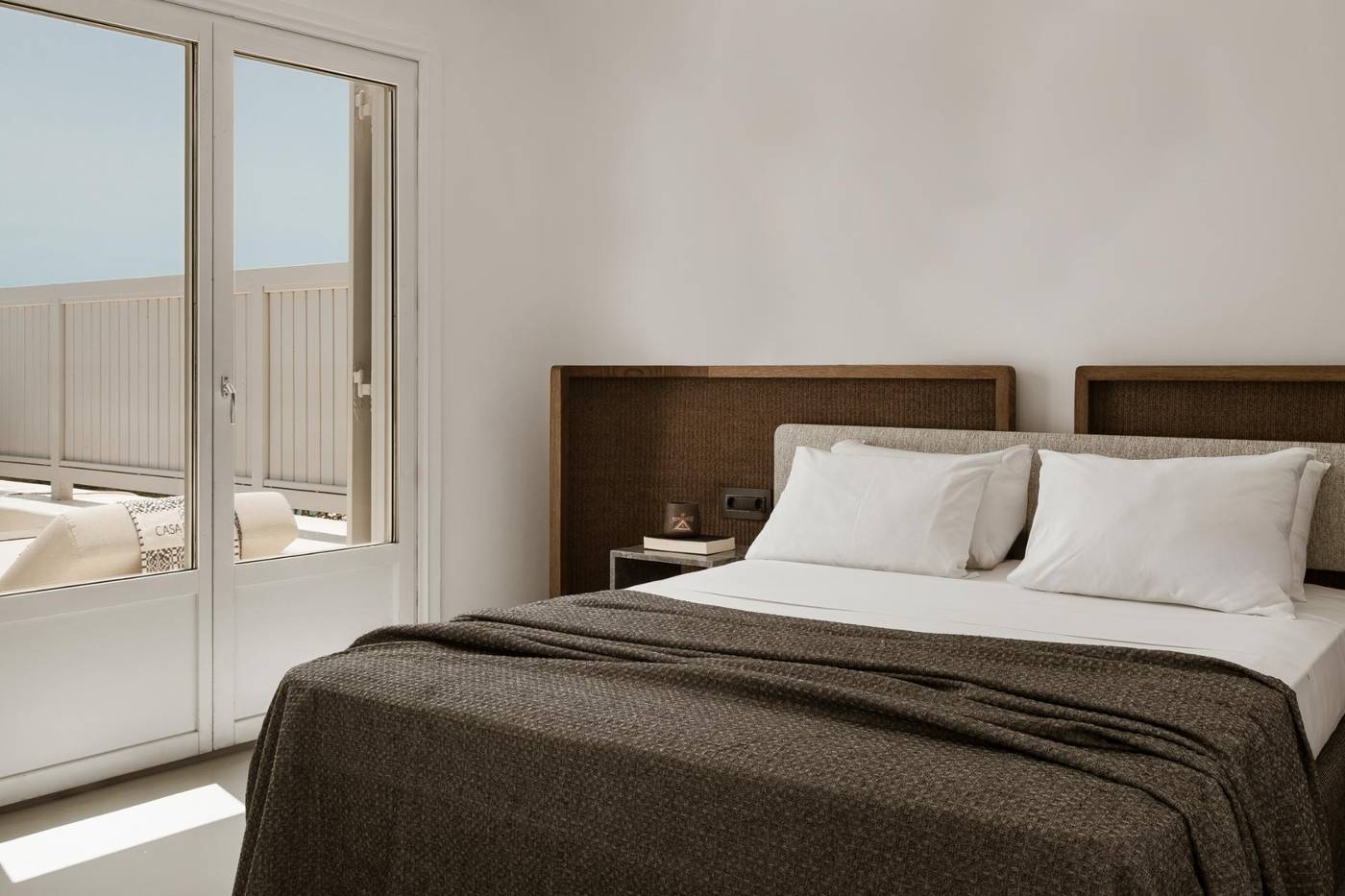 Casa-Del-Mar-Mykonos-Seaside-Resort-Room-23