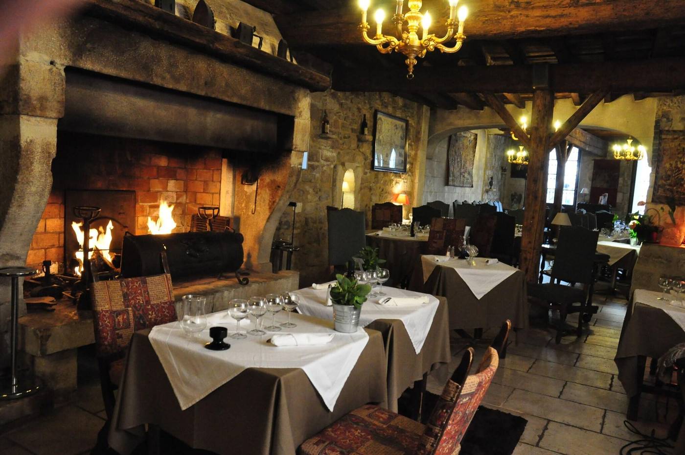 Palais du Papes-France-AVIGNON -Restaurant-5