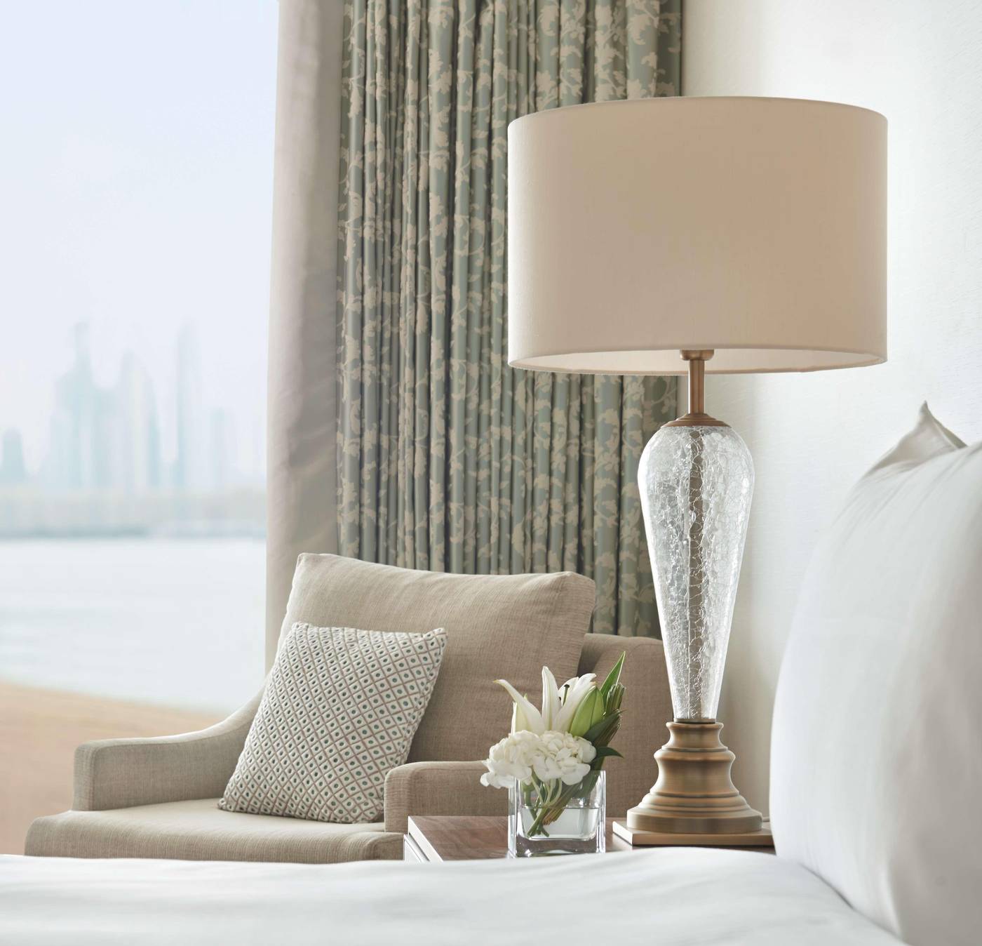 Waldorf-Astoria-Dubai-Palm-Jumeirah-Room-36