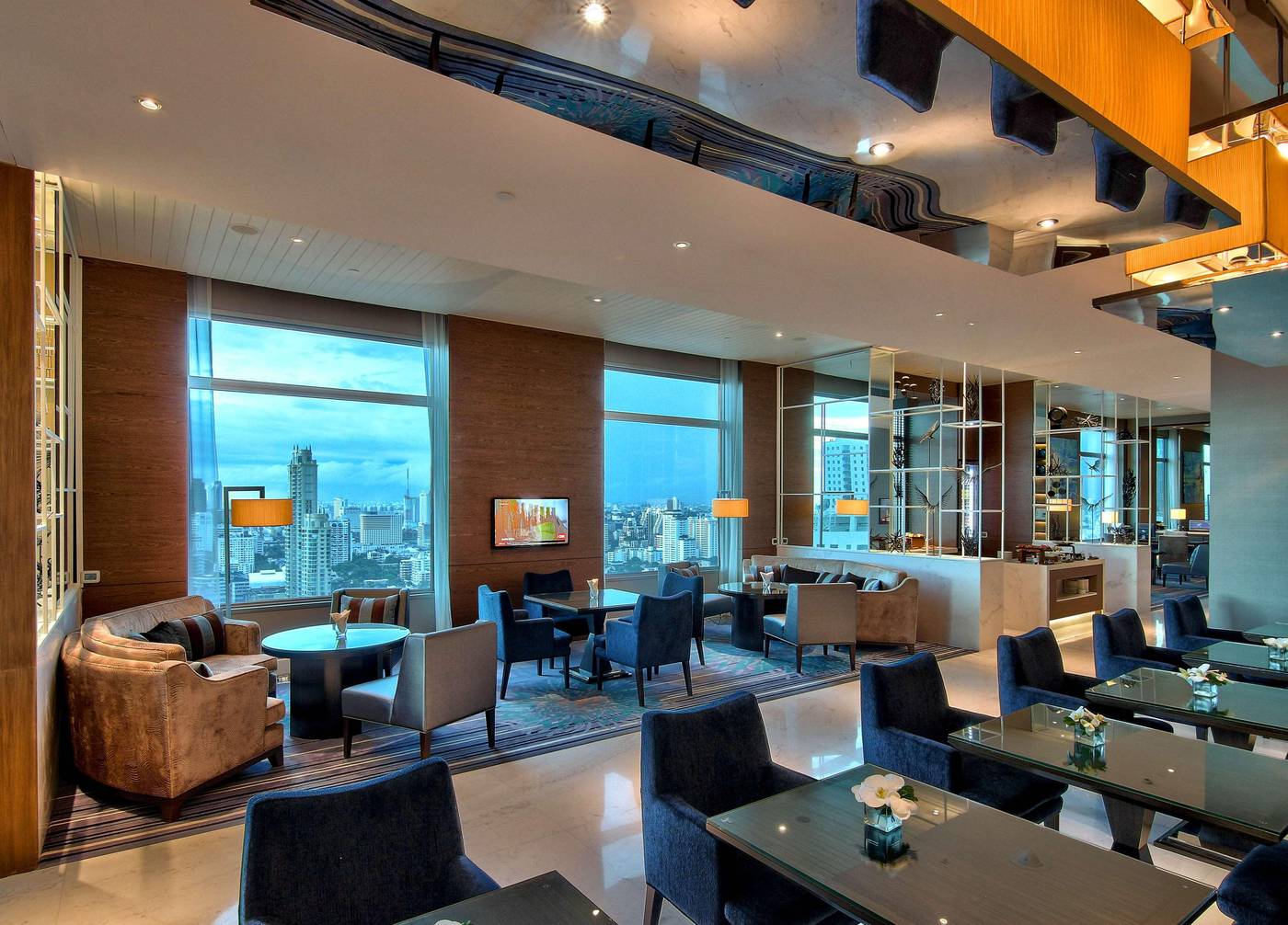 Radisson-Blu-Plaza-Bangkok-Bar-13