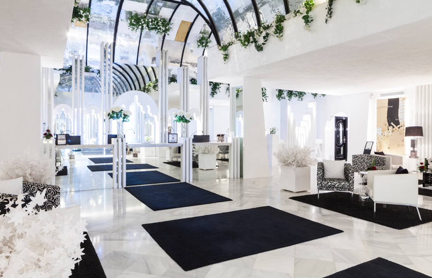 Albayzin-del-Mar-Lobby-55