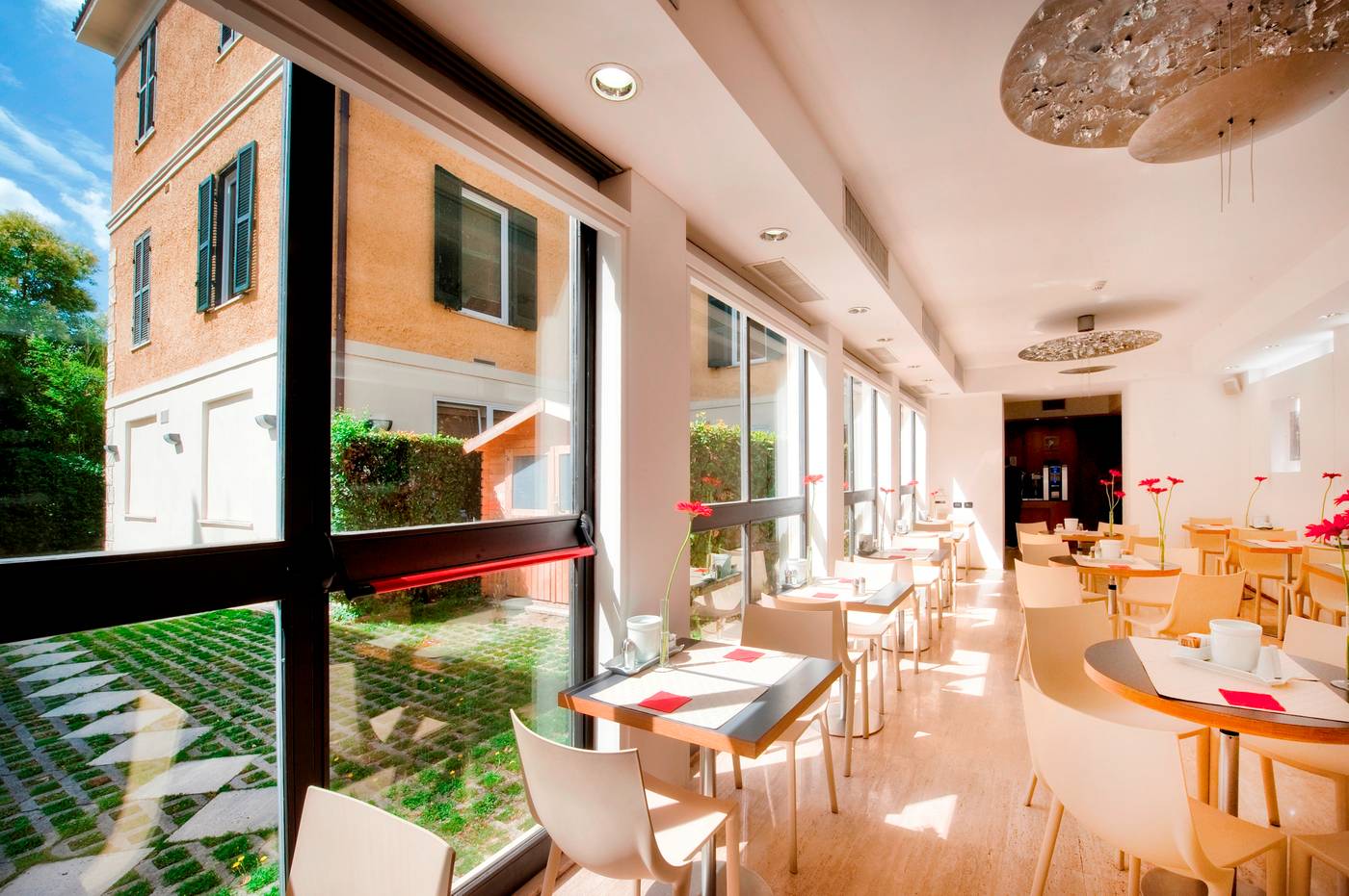 Best-Western-Ars-Hotel-General-view-1