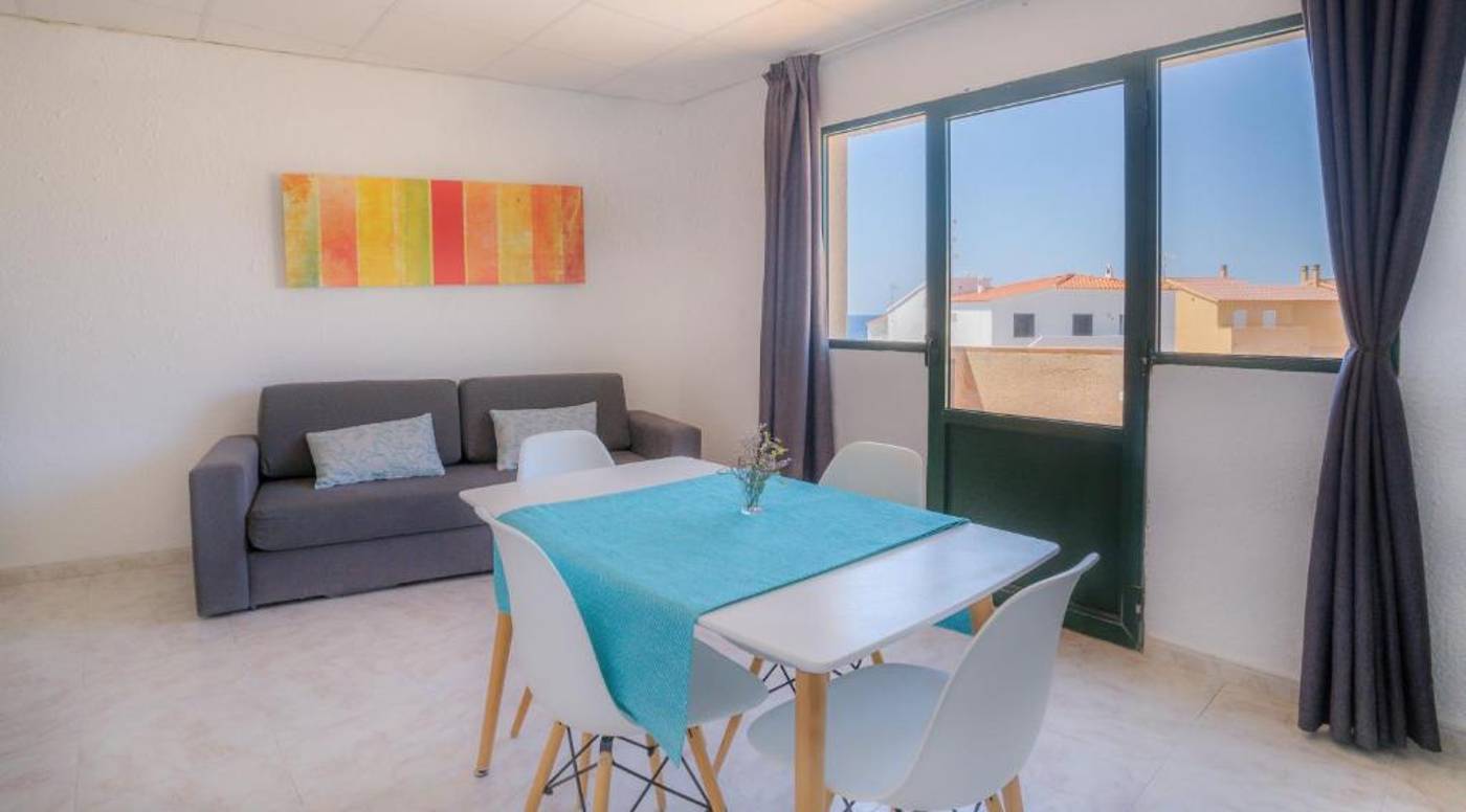 Los-Lentiscos-Room-16