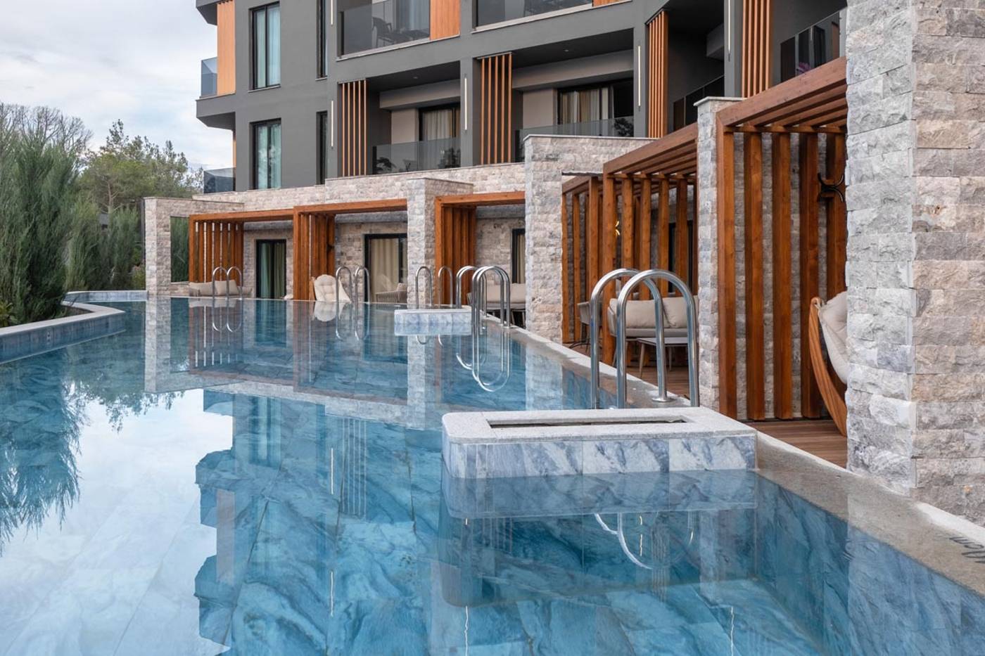 Nashira-Resort-Hotel---Aqua-Spa-Room-15