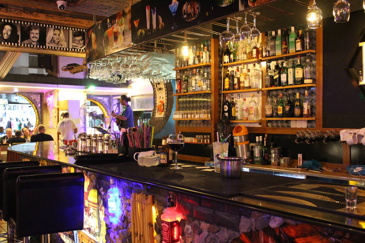 Mitos-Apartments-Bar-26