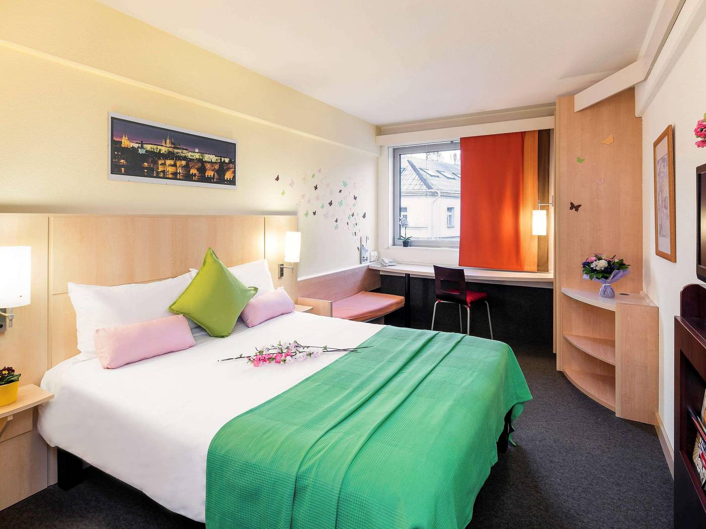 Ibis-Praha-Wenceslas-Square-Room-10