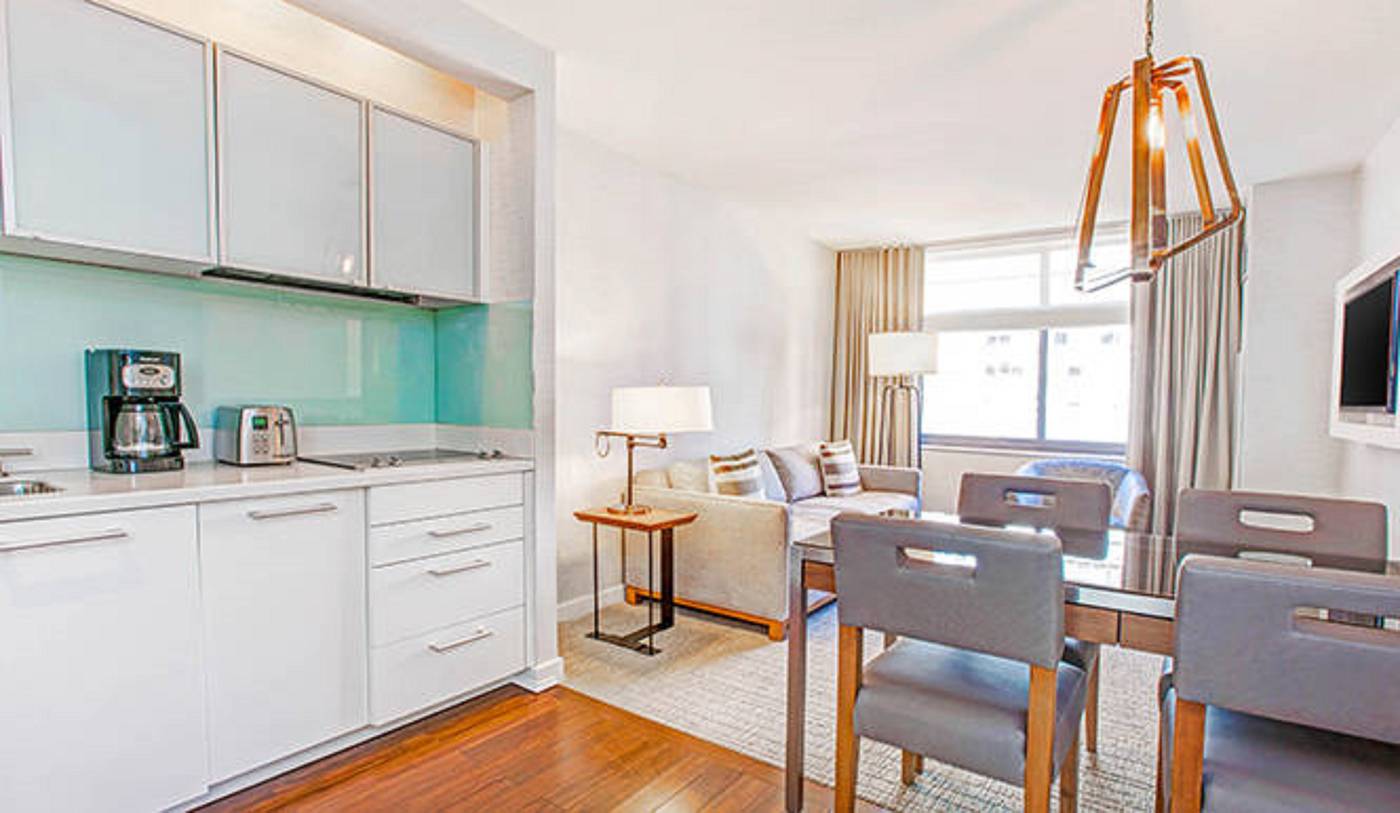 Club-Wyndham-Midtown-45-Room-6