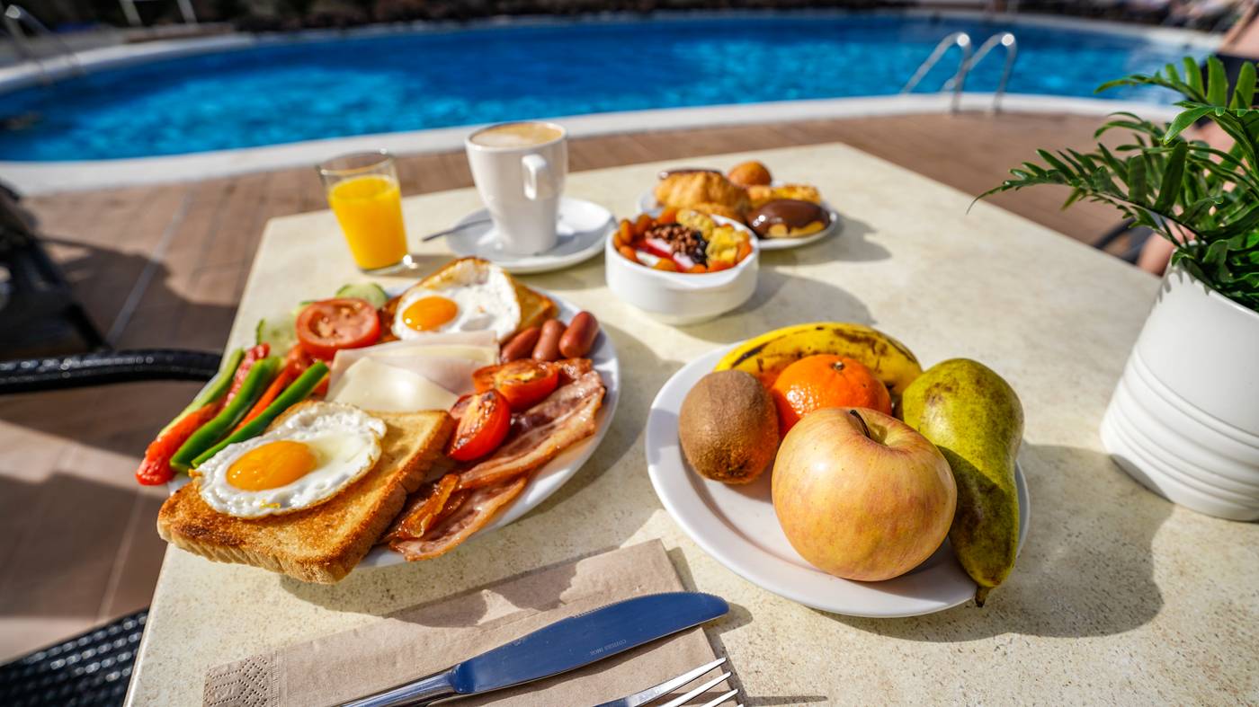 Coral-California-Restaurant-37