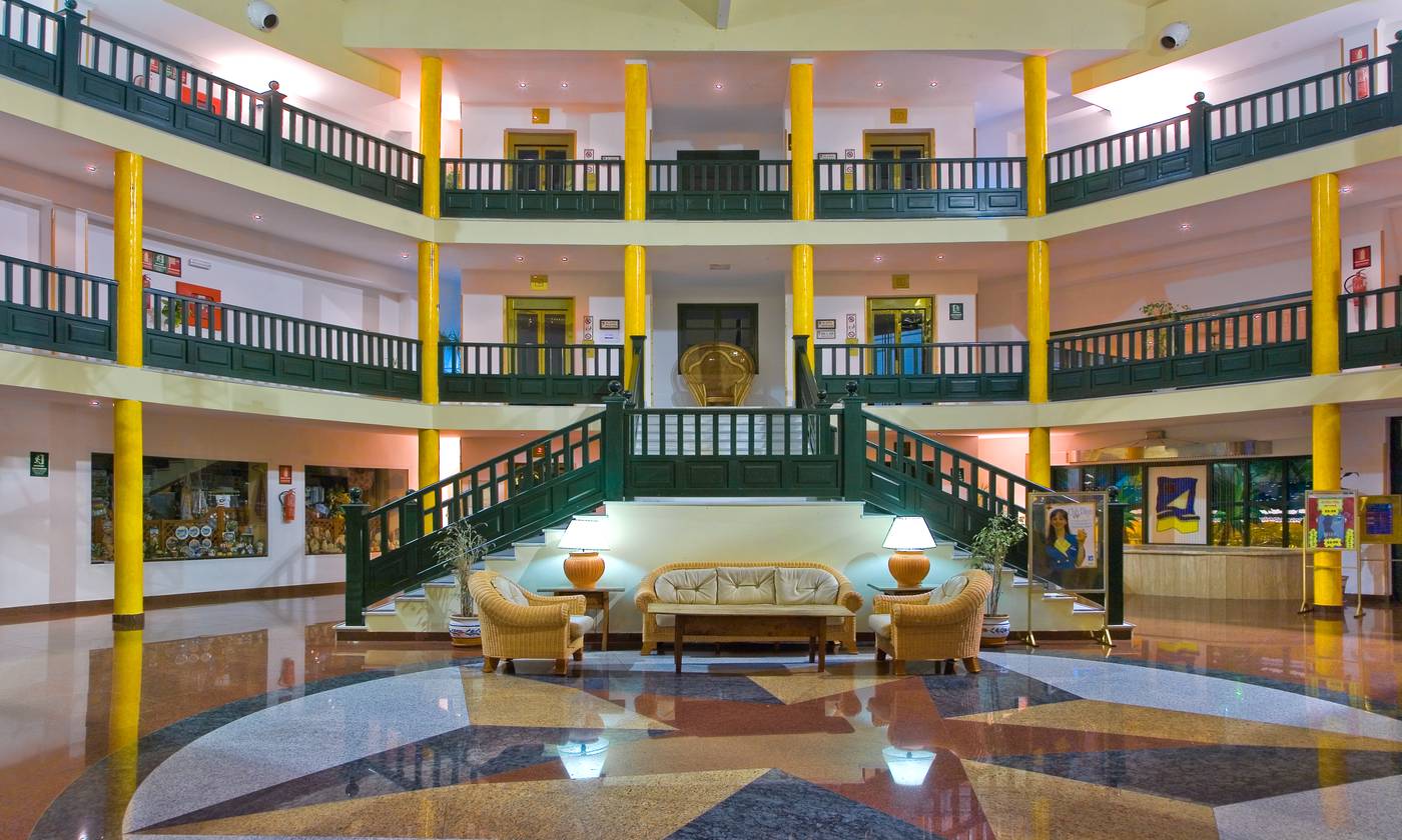 Blue-Sea-Costa-Bastian-Lobby-47