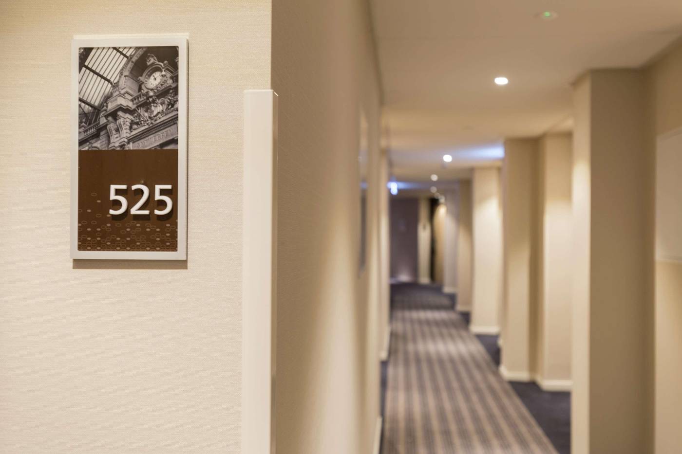 Hampton by Hilton Antwerp Central Station-Belgium-ANTWERP-Lobby-9