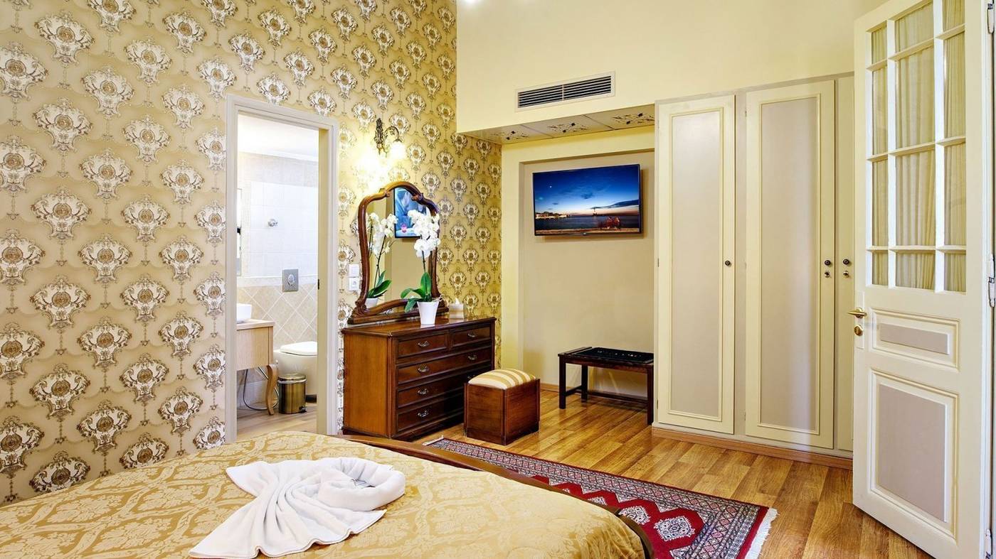 Halepa-Room-24