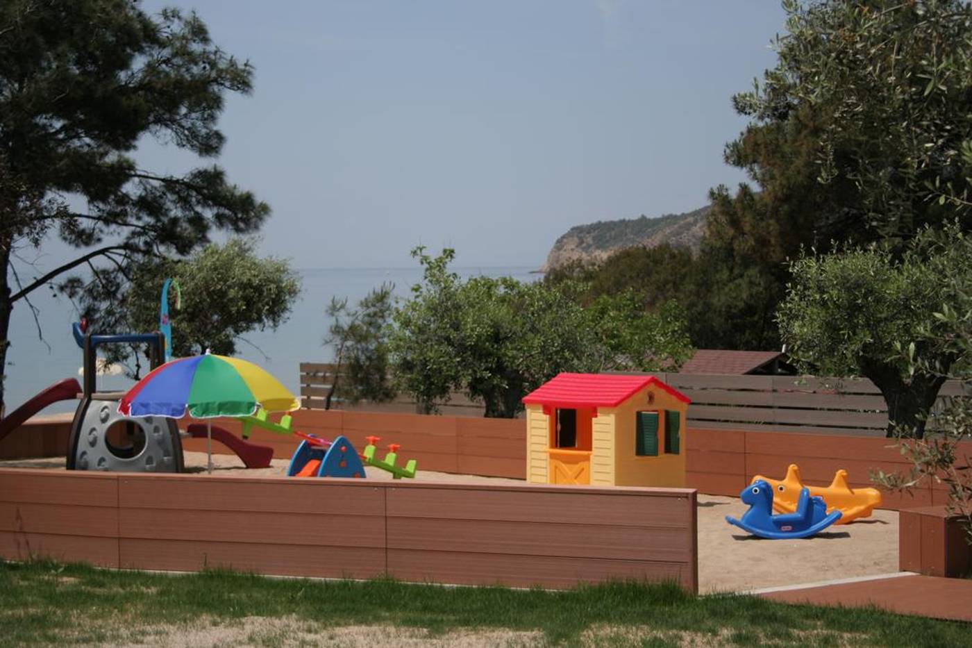 Royal Paradise Beach Resort & Spa