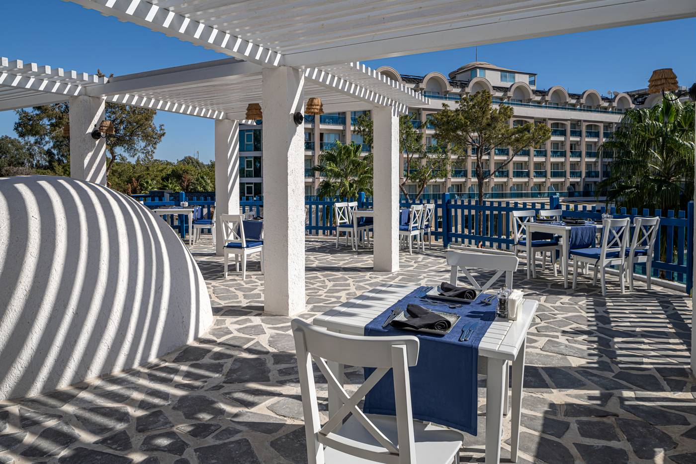 Berry Blue Hotel
