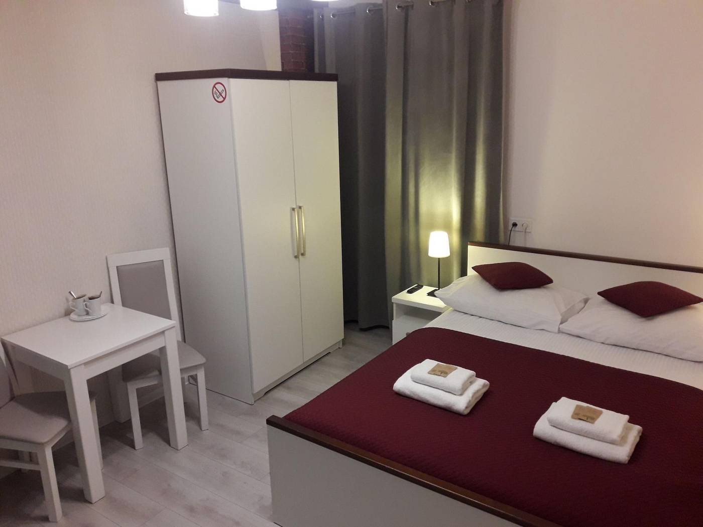 Cracow-Central-Aparthotel-Room-20