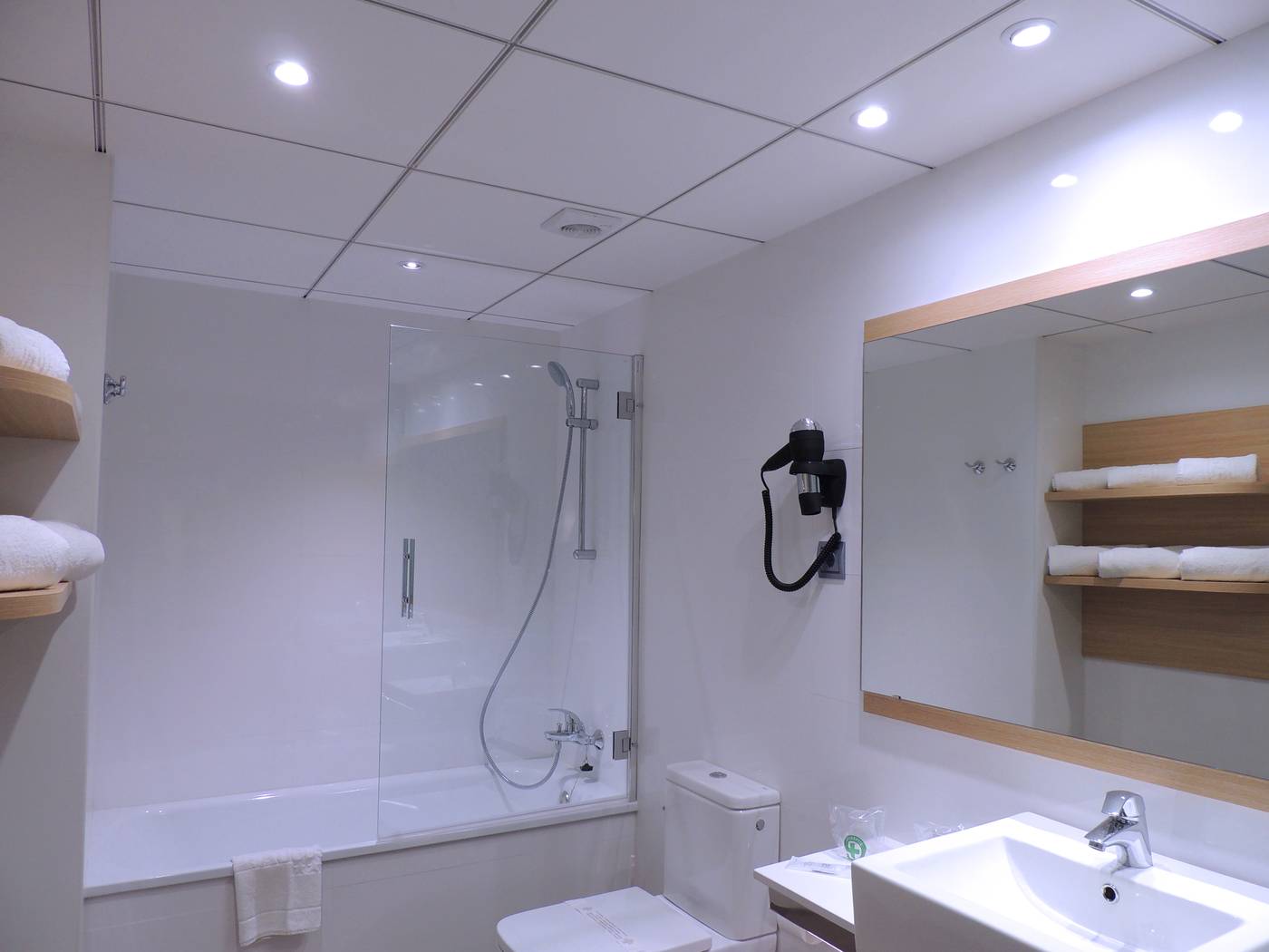 Augustus-Hotel-Room-34