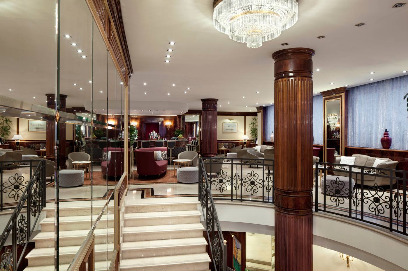 Unahotels-Scandinavia-Milano-General-view-17