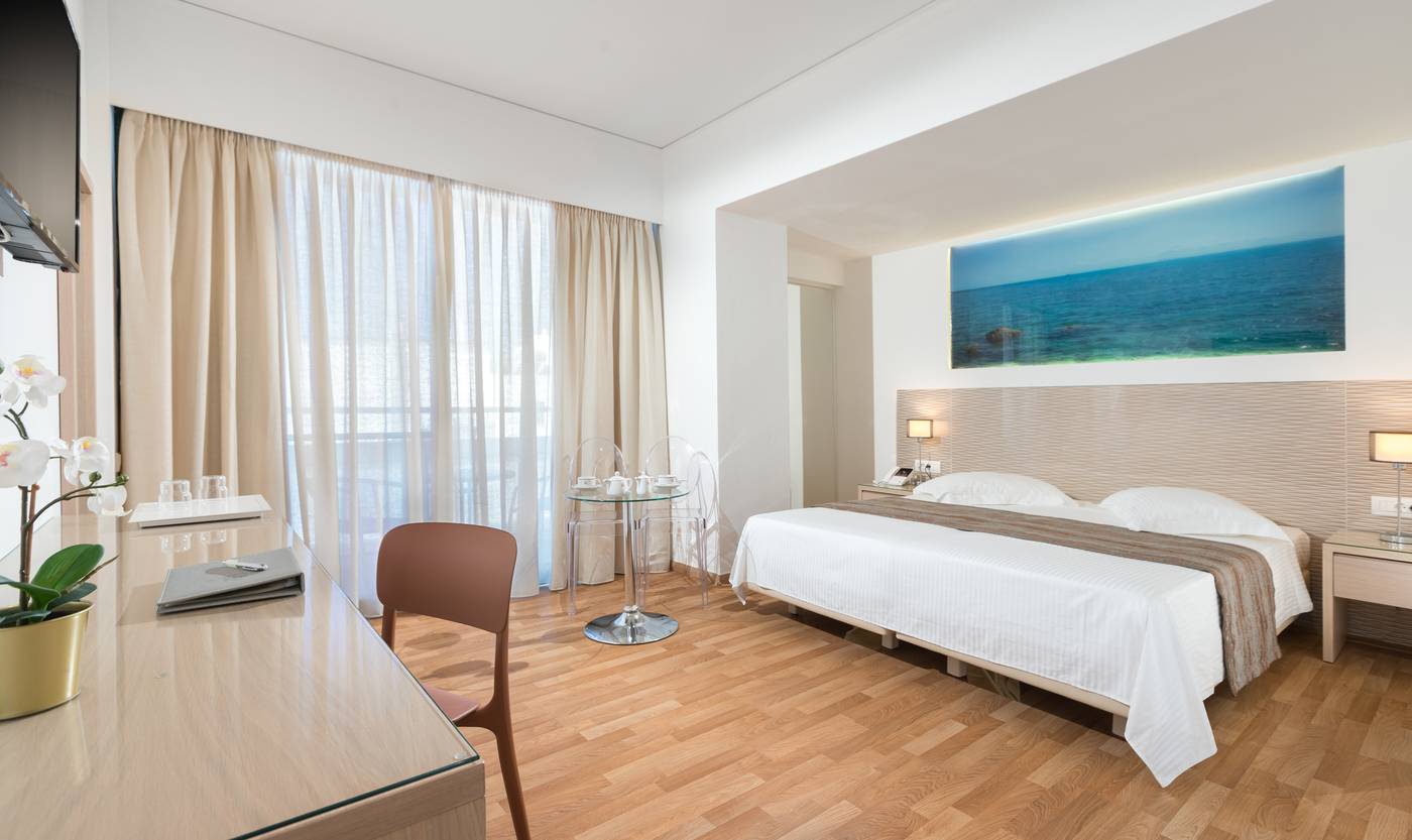 Alexandra-Room-5