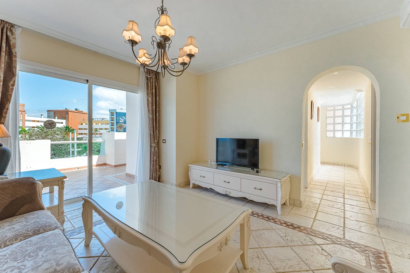 Flamingo-Suites-Room-62