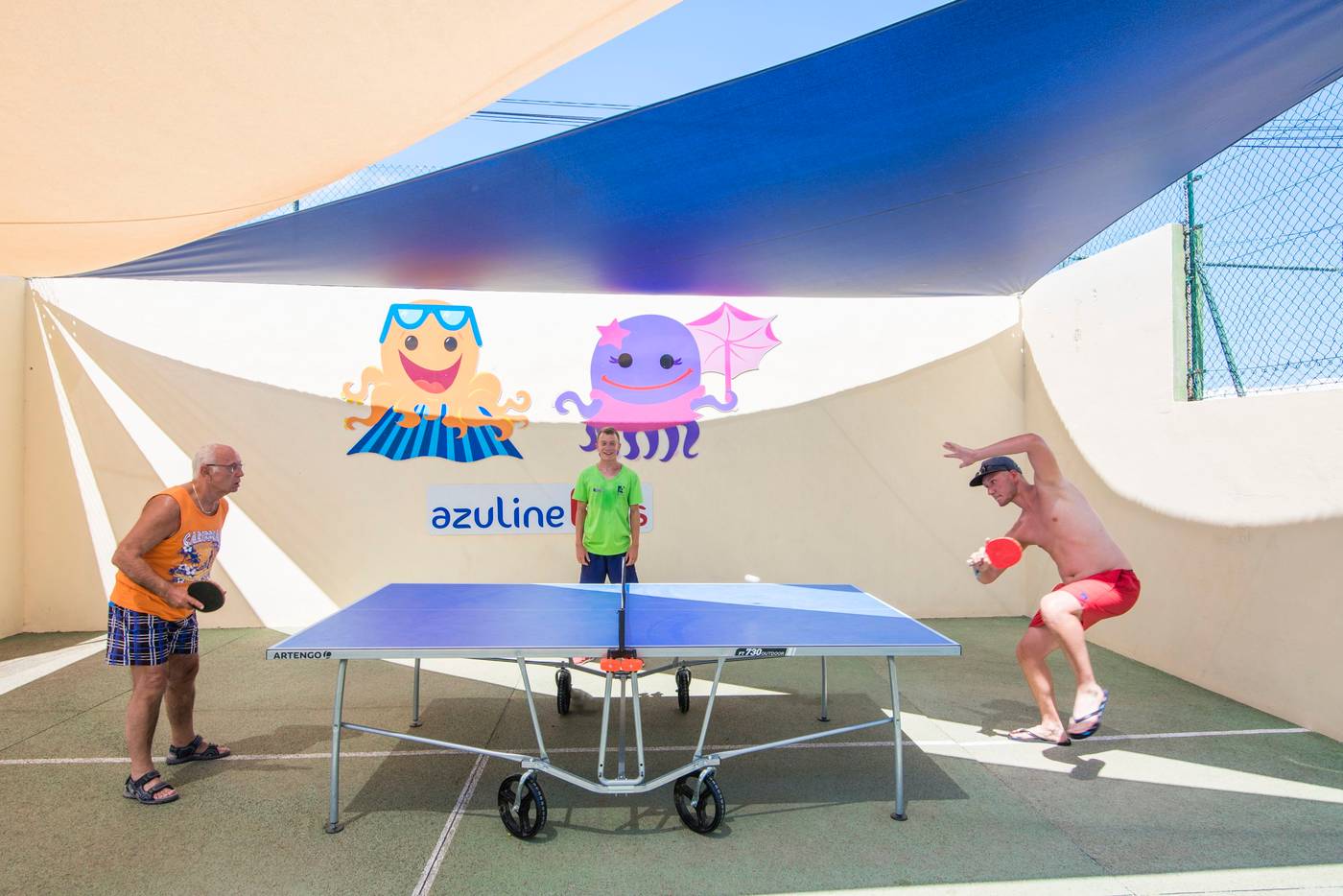 Azuline-Hotel-Bergantin-Sports-and-Entertainment-64