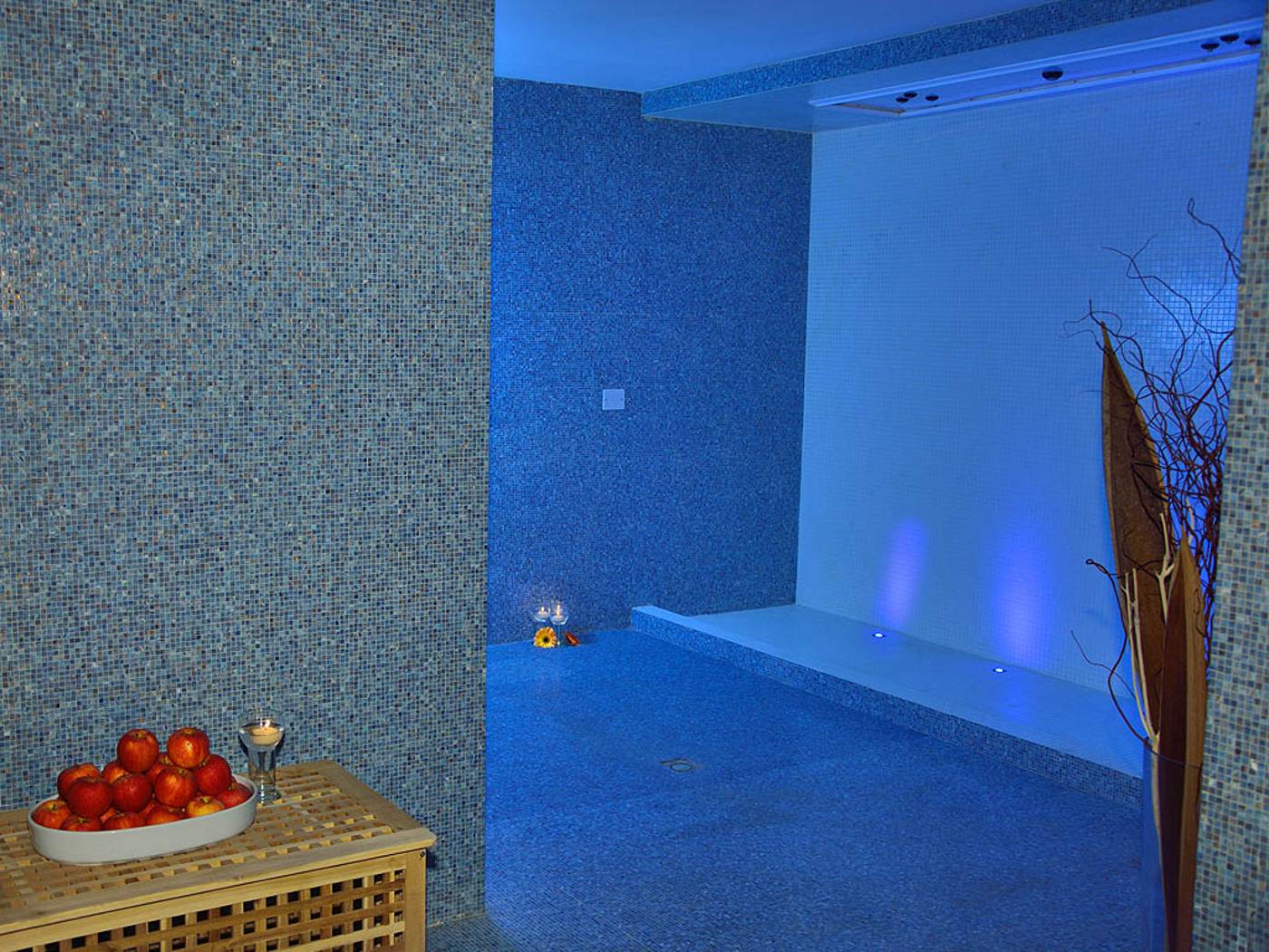 Hellenia-Yachting-Sports-and-Entertainment-45