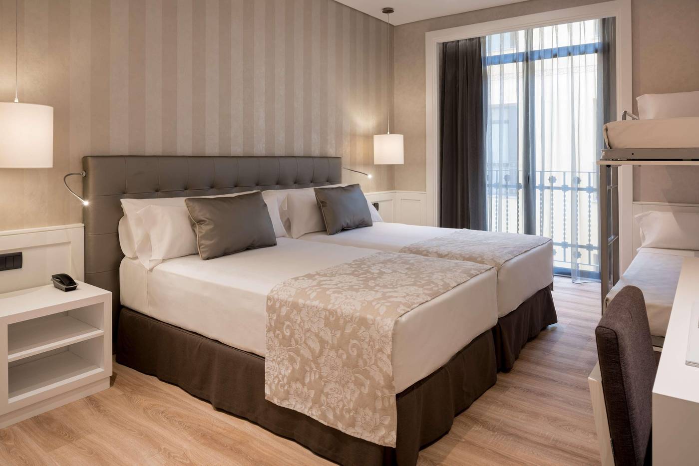 Catalonia-Puerta-del-Sol-Room-7