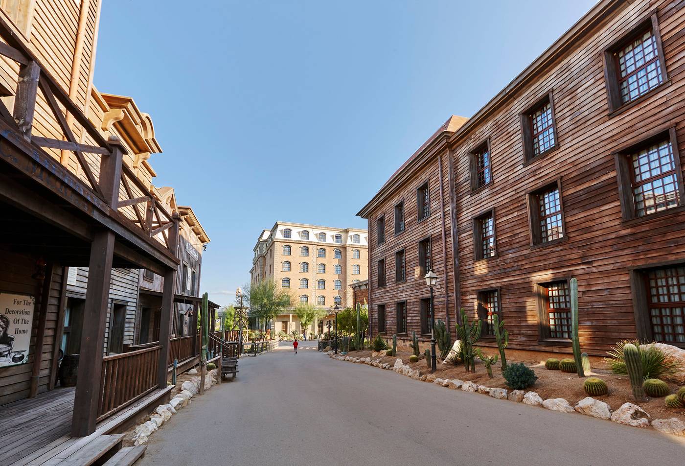 PortAventura-Hotel-Gold-River---Theme-Park-General-view-12