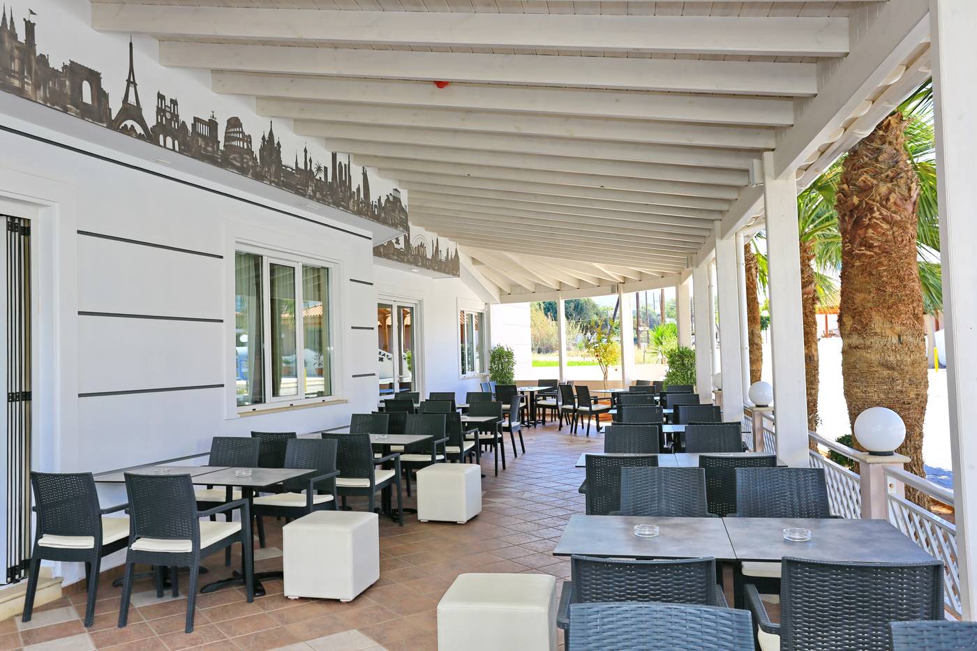 Magda-Hotel-Bar-9