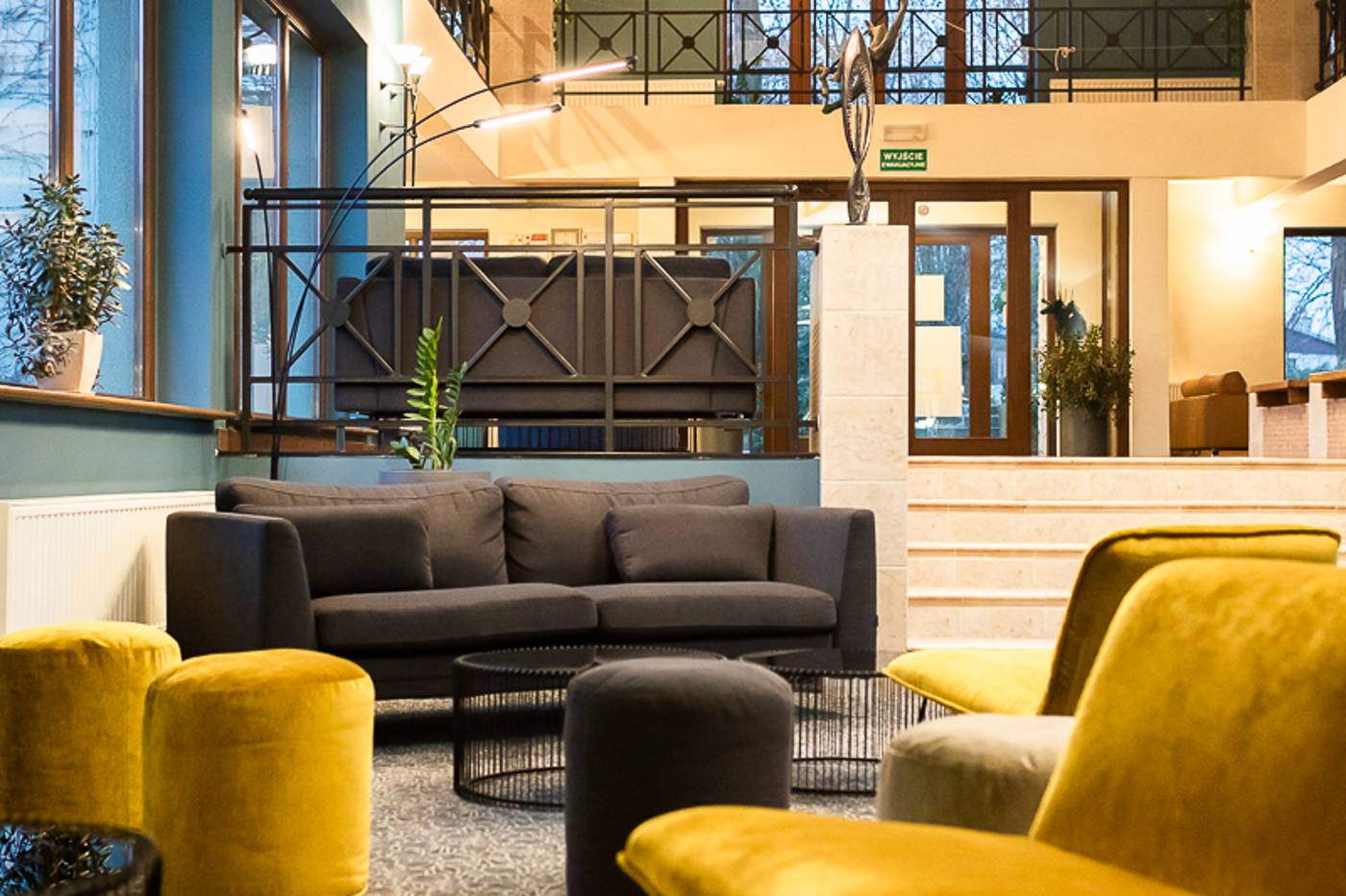 Dwor-w-Tomaszowicach-Lobby-13