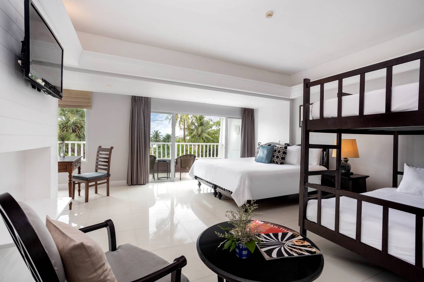 Thavorn-Palm-Beach-Resort-Room-32