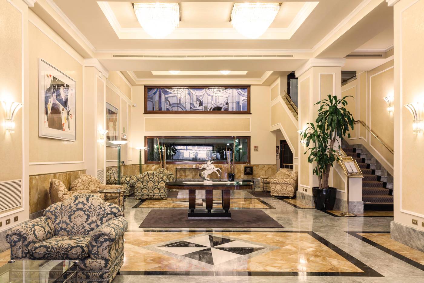 Doria-Grand-Hotel-Lobby-2
