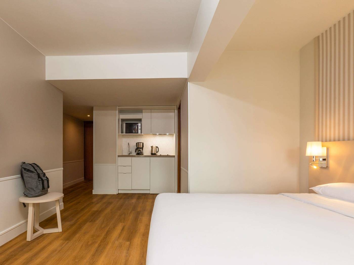 Adagio-Paris-Tour-Eiffel-Room-45