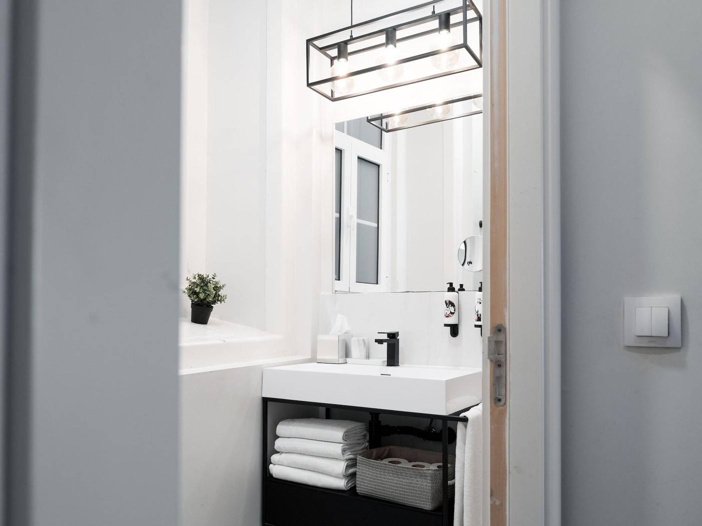 The-Art-Inn-Lisbon-Room-46