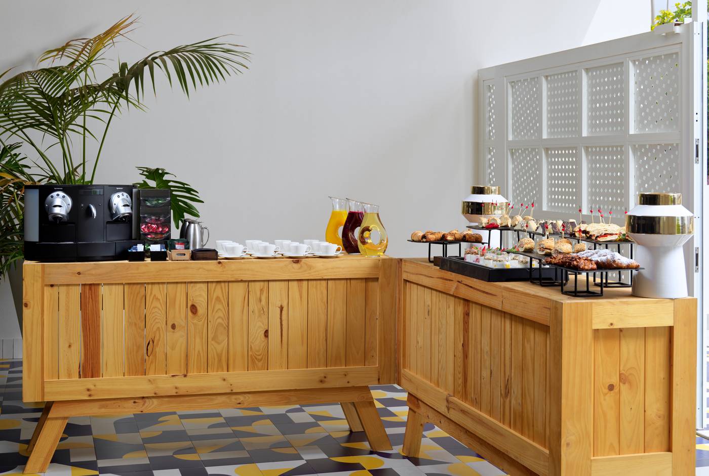 H10-Atlantic-Sunset-Horizons-Collection-Conferences-67