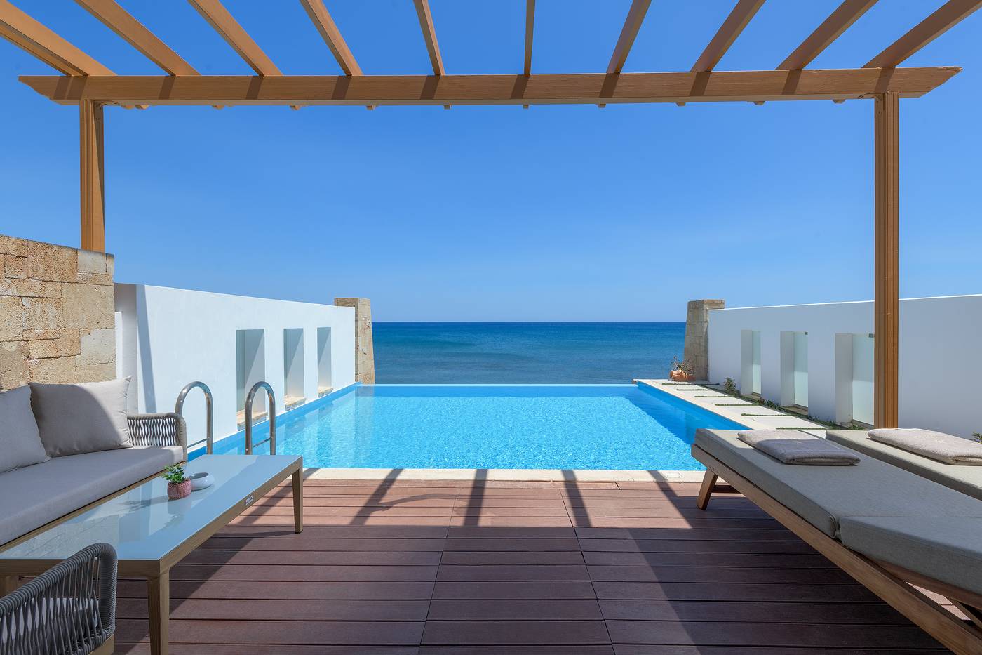 Atrium-Prestige-Thalasso-Spa-Resort---Villas-Room-8