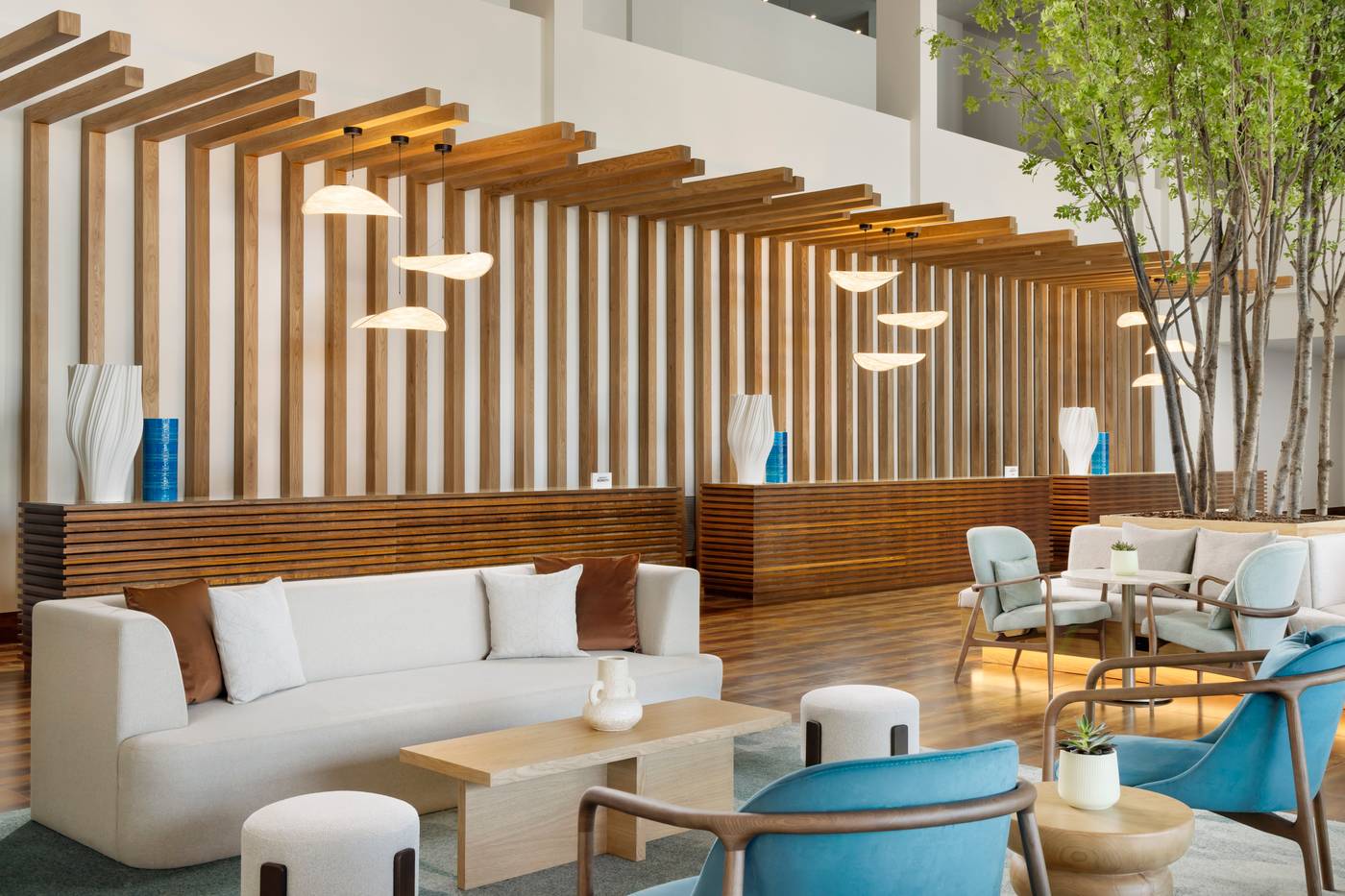 NAU-Salgados-Palace-Lobby-43