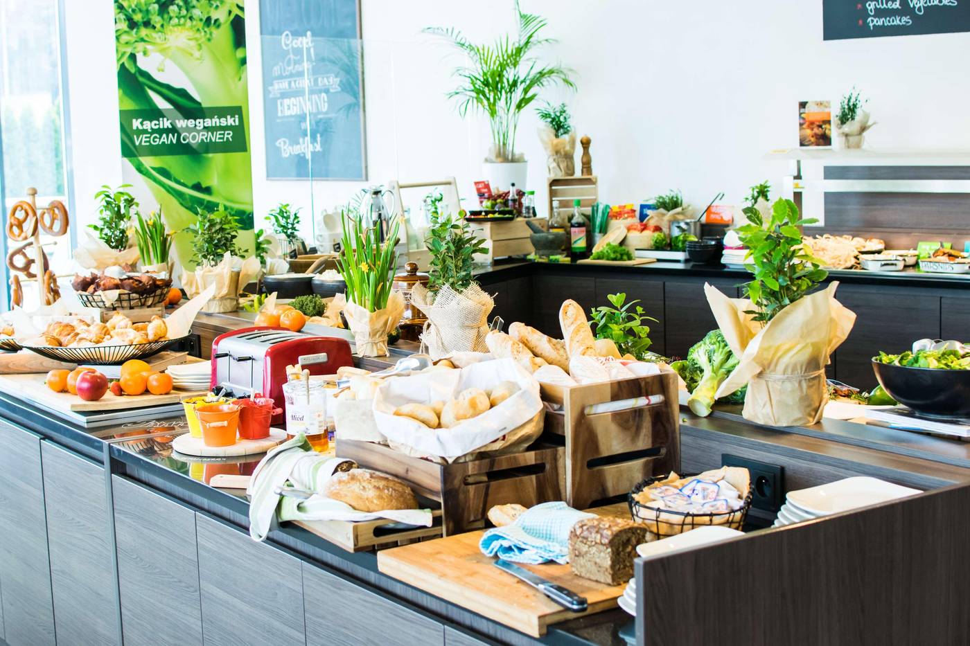 Park-Inn-by-Radisson-Krakow-Restaurant-46