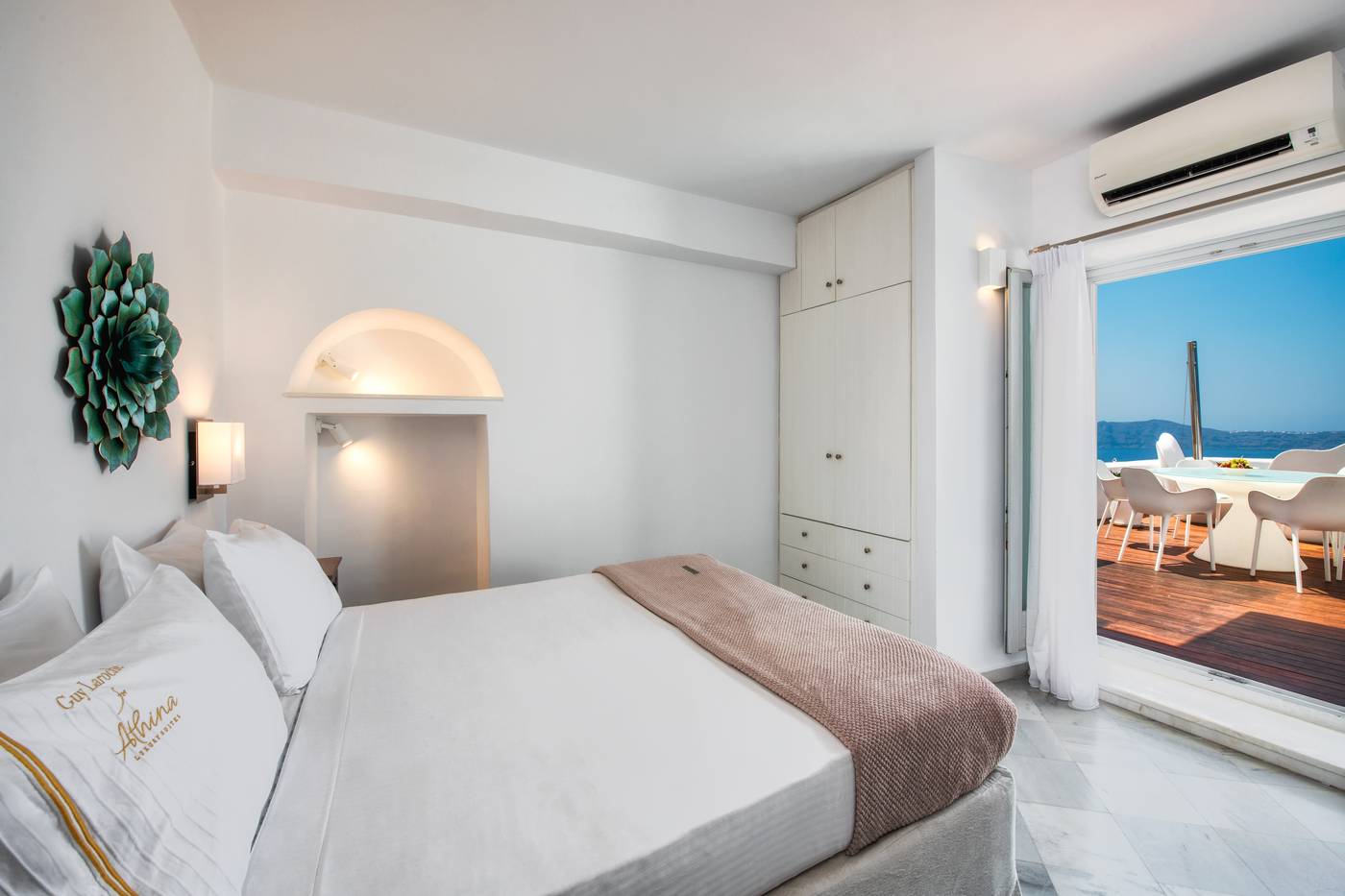 Athina-Repose-Suites-Room-27