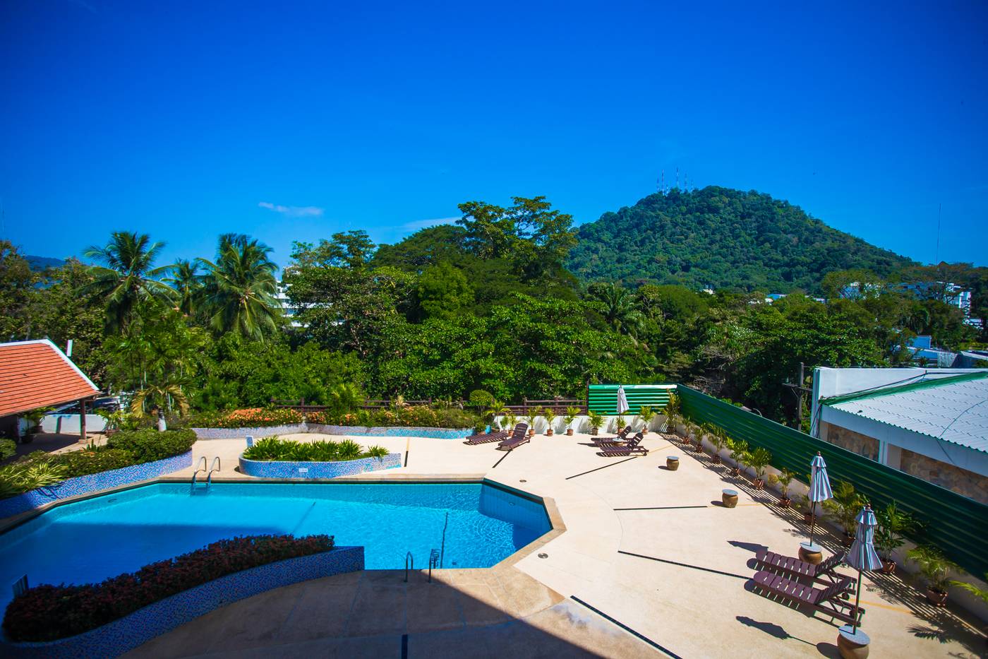 Phuket-Merlin-Pool-1