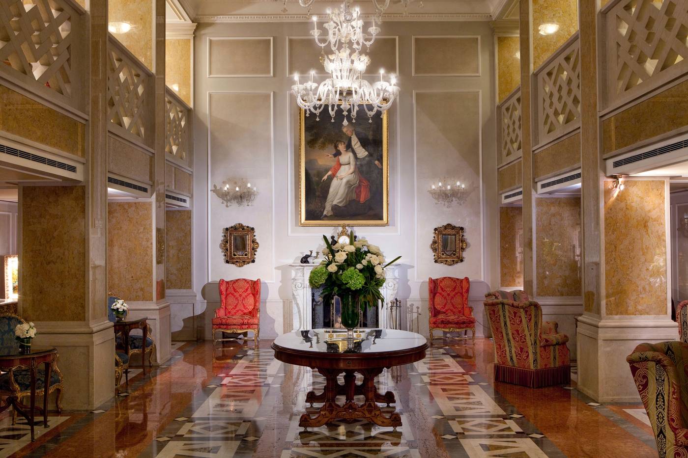 Baglioni-Hotel-Luna-Lobby-16