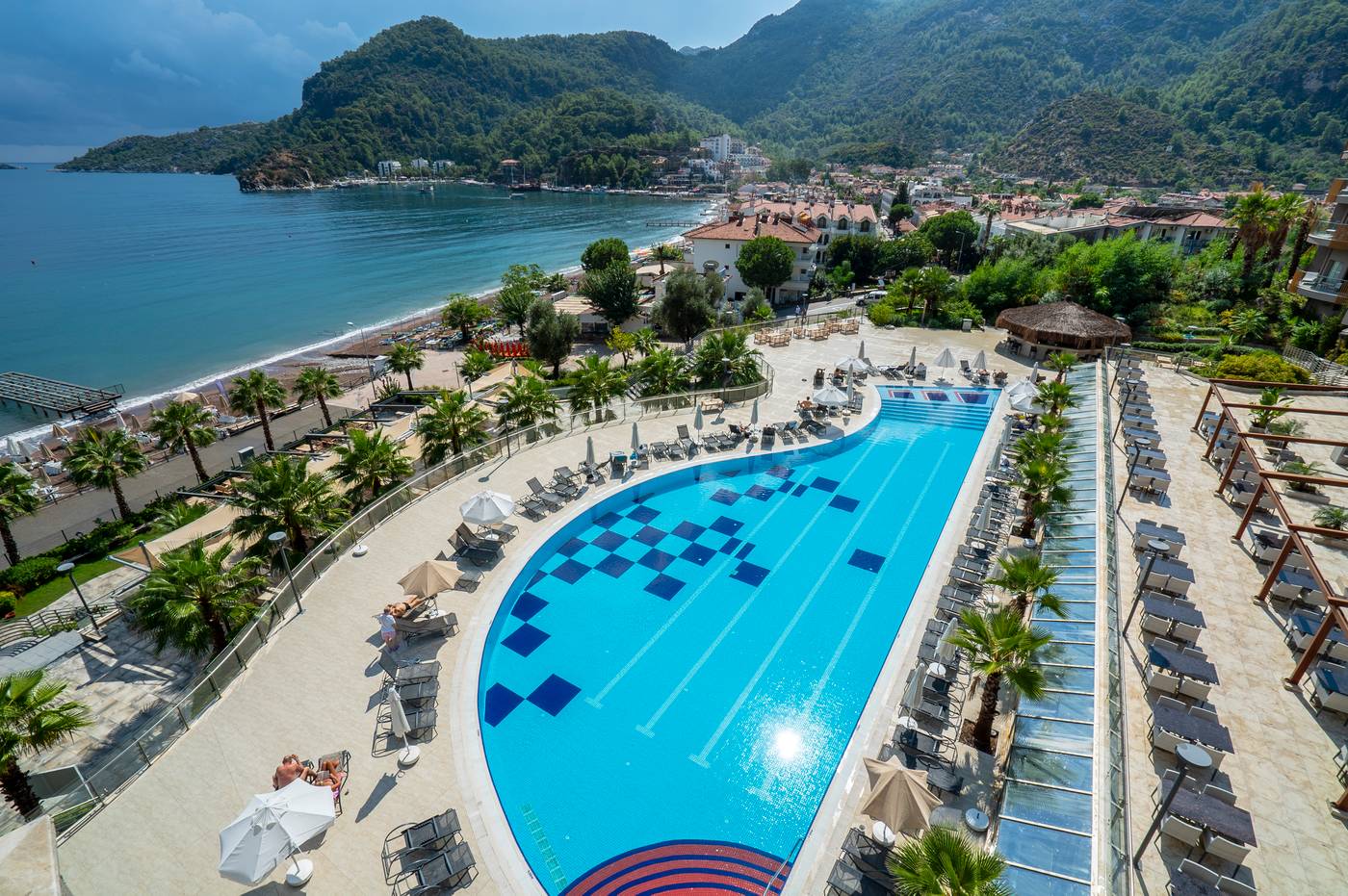 Turunc-Premium-Pool-3