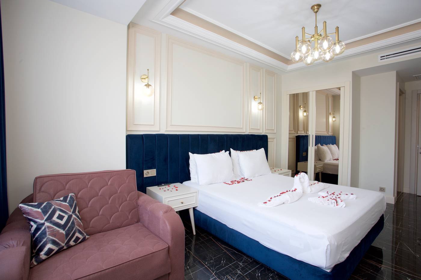 Princely-Suites-Room-7