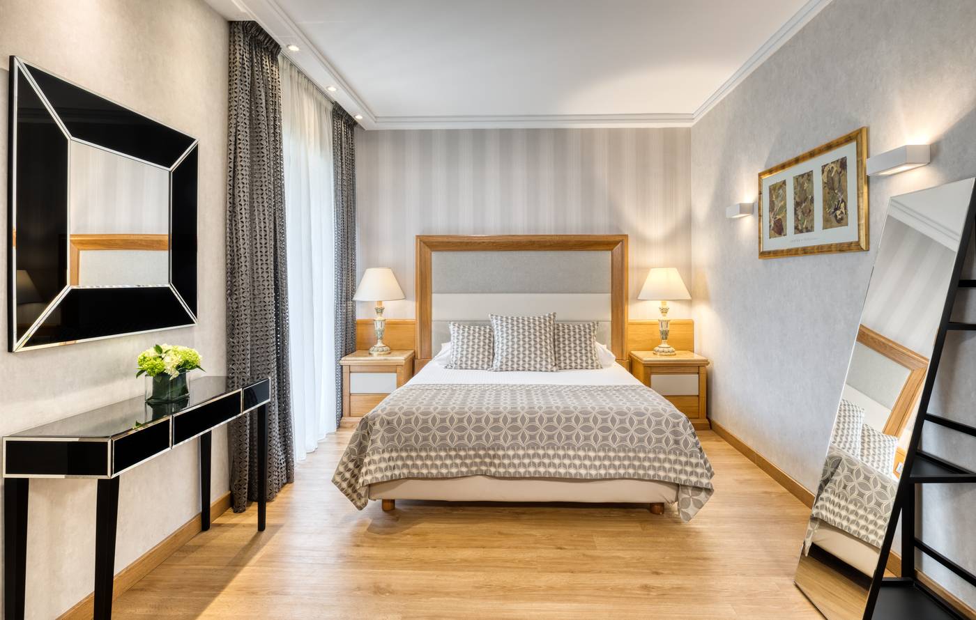 Divani-Palace-Acropolis-Room-10