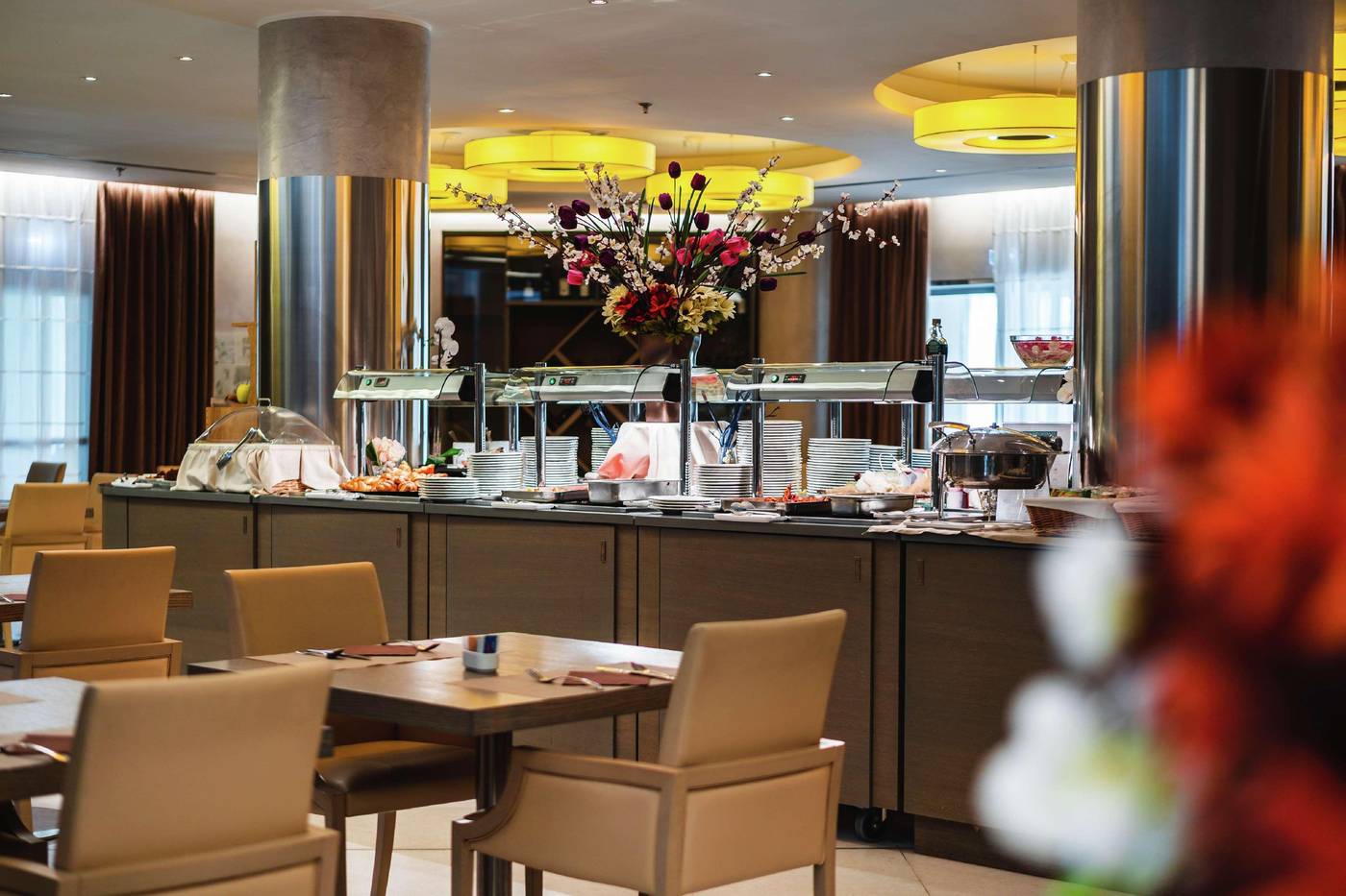 Double-Tree-by-Hilton-Hotel-Olbia-Restaurant-43